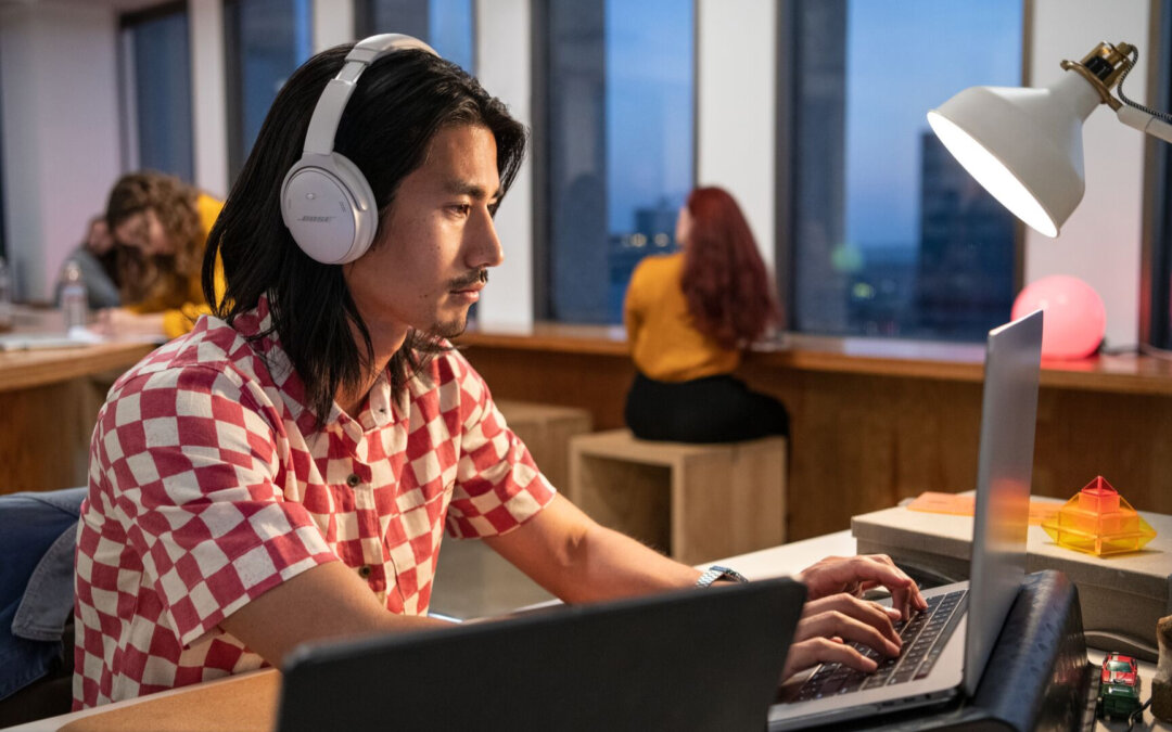 Are Noise Cancelling Headphones Safe for Your Hearing?